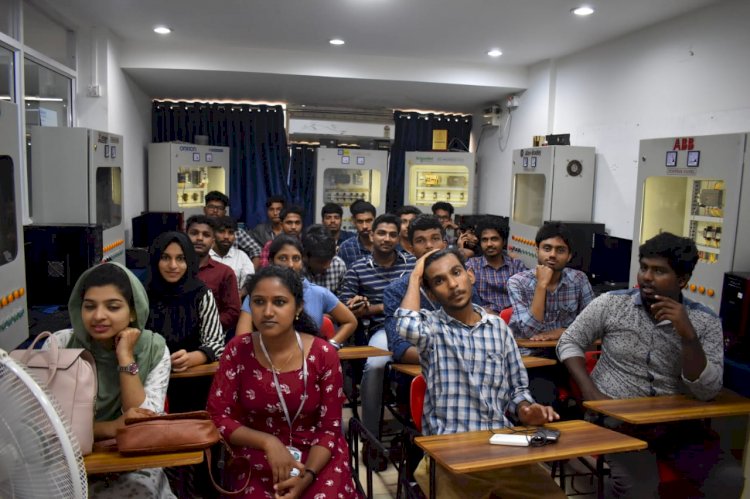 INDUSTRIAL VISIT College of Engineering, vadakara CS department